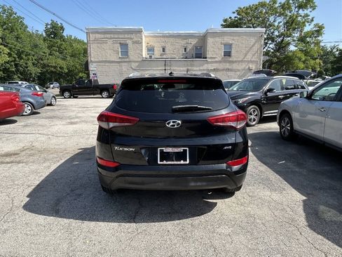 Used 2016 Hyundai Tucson SE w/ Option Group 02 AWD/4WD image 10