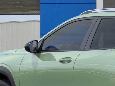 New 2026 Chevrolet Trax ACTIV w/ Sunroof Package FWD image 12