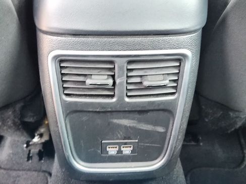 Used 2023 Dodge Charger SXT RWD image 28