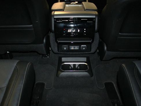 Used 2025 Jeep Wagoneer Series II image 33