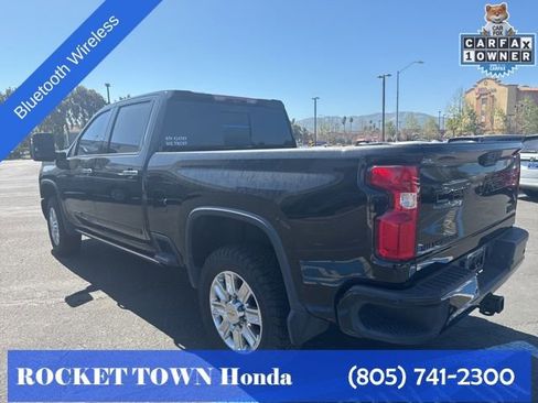 Used 2024 Chevrolet Silverado 2500 High Country w/ High Country Premium Package AWD/4WD image 2