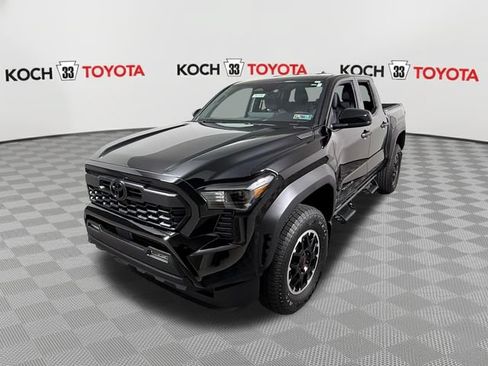 New 2026 Toyota Tacoma TRD Off-Road AWD/4WD image 3