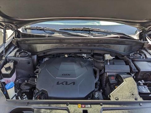 Used 2022 Kia Telluride EX w/ EX Premium Package image 21