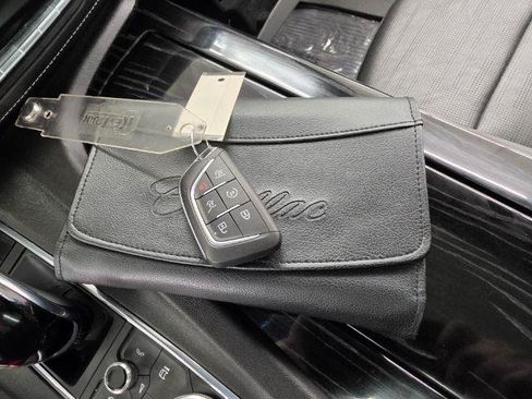 Used 2023 Cadillac Escalade Sport AWD/4WD image 27