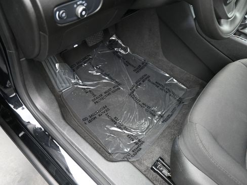 Used 2024 Chevrolet Malibu LT FWD image 16