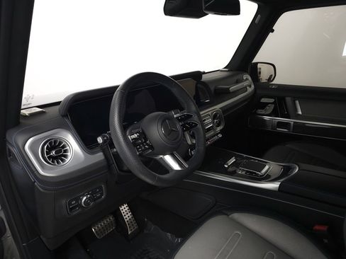 Used 2025 Mercedes-Benz G 580 w/ EQ Technology image 9