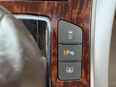 Used 2013 Buick LaCrosse Premium w/ Driver Confidence Package FWD image 38