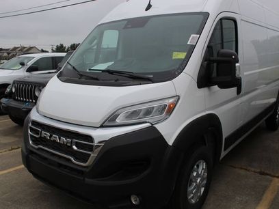 New 2026 RAM ProMaster 2500 w/ Quick Order Package 22G SLT