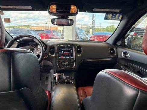 Used 2018 Dodge Durango SRT w/ Trailer Tow Group IV AWD/4WD image 17