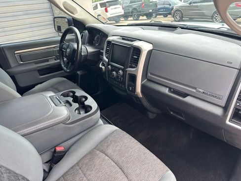 Used 2016 RAM 1500 Big Horn RWD image 28