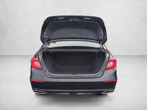 Used 2022 Honda Accord Sport image 6