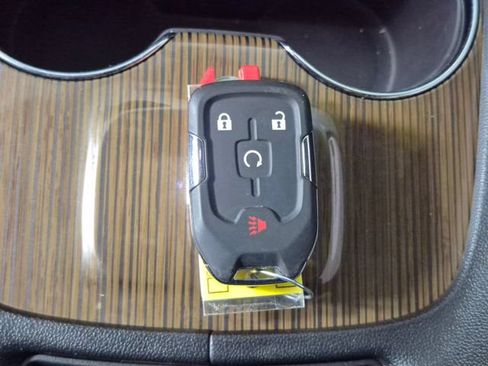 Used 2020 GMC Acadia SLE FWD image 30