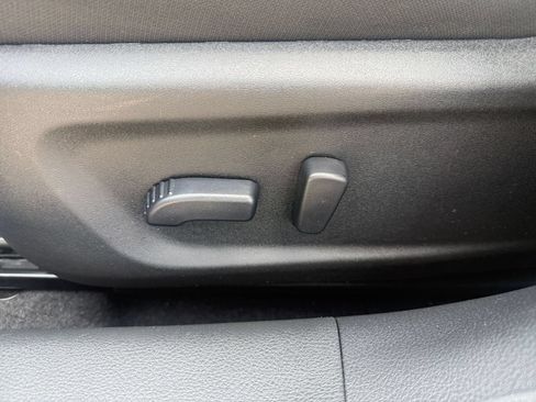 Used 2025 Nissan Altima 2.5 SV FWD image 22