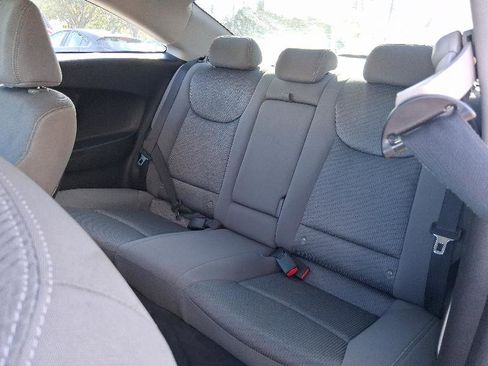 Used 2013 Hyundai Elantra image 33