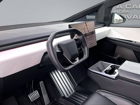 Used 2024 Tesla Cybertruck AWD Crew Cab image 13