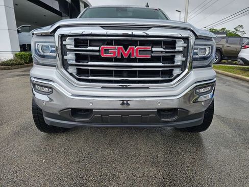 Used 2018 GMC Sierra 1500 SLT AWD/4WD image 8