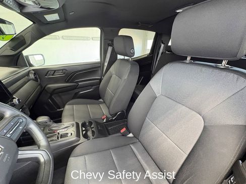 Used 2023 Chevrolet Colorado W/T RWD image 12