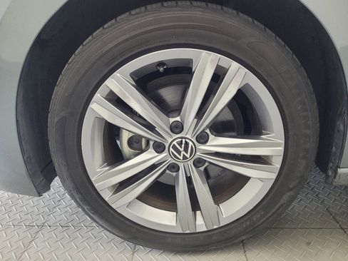 Used 2024 Volkswagen Jetta SE FWD image 31