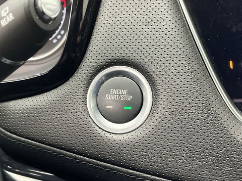 Certified 2025 Cadillac XT5 Premium Luxury image 23