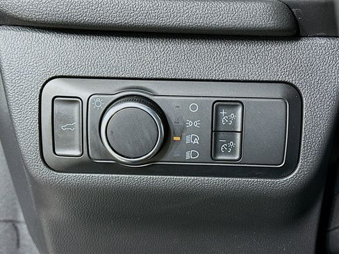 Used 2024 Ford Escape Active w/ Cold Weather Package image 17