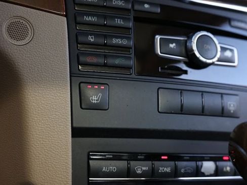 Used 2013 Mercedes-Benz E 350 Coupe image 37