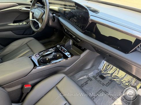 Used 2025 Audi A6 e-tron Premium w/ Ultra Package RWD image 13