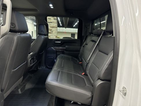 Used 2021 Chevrolet Silverado 2500 LTZ w/ LTZ Plus Package image 26