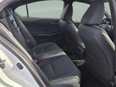 Certified 2025 Lexus IS 350 F Sport image 14