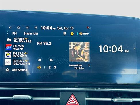 Used 2025 Hyundai Elantra SEL image 15