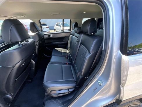 Used 2025 Hyundai Santa Fe SEL AWD/4WD image 15