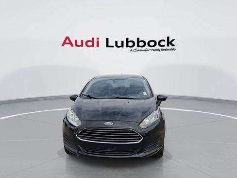 Used 2019 Ford Fiesta SE image 3