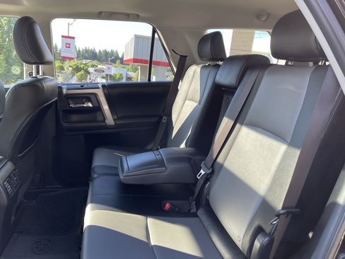 Certified 2024 Toyota 4Runner SR5 Premium w/ Moonroof Package AWD/4WD image 13