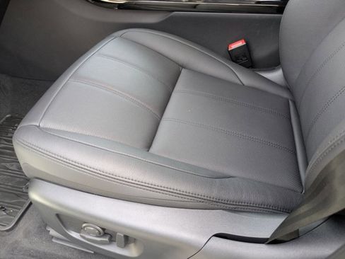 New 2026 Land Rover Range Rover Evoque S image 4