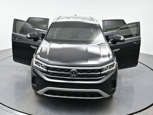 Used 2023 Volkswagen Atlas Cross Sport SE image 43