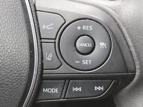 Used 2023 Toyota RAV4 Adventure image 9