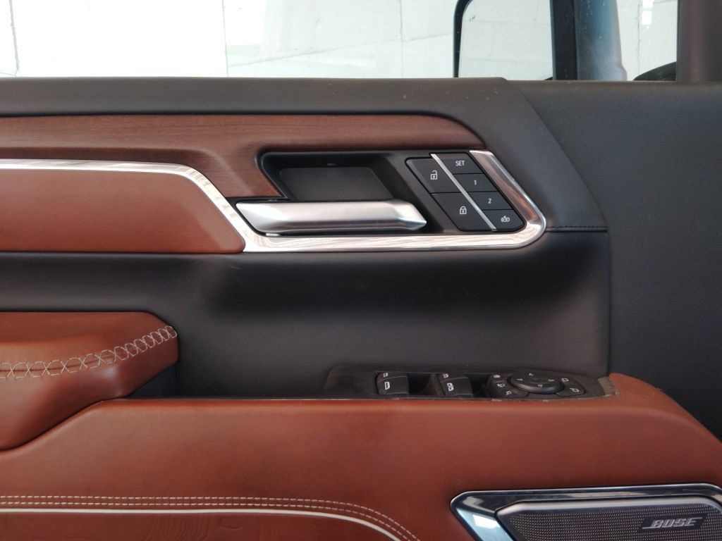 Used 2024 GMC Sierra 2500 Denali Ultimate AWD/4WD image 21