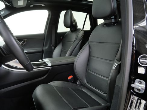 Certified 2026 Mercedes-Benz GLC 300 4MATIC image 15