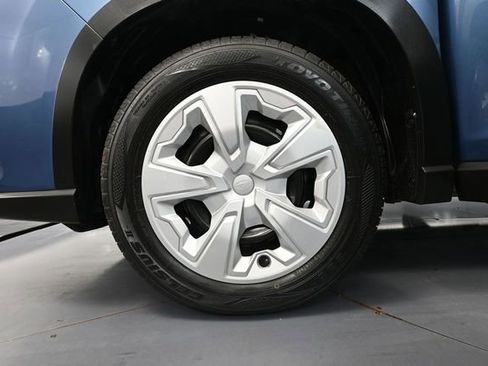 Used 2023 Subaru Forester AWD/4WD image 16