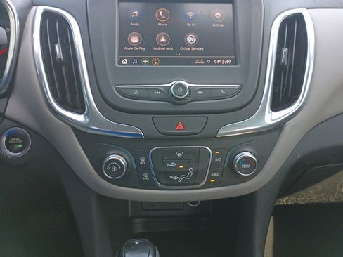 Used 2020 Chevrolet Equinox LS w/ LS Convenience Package image 19