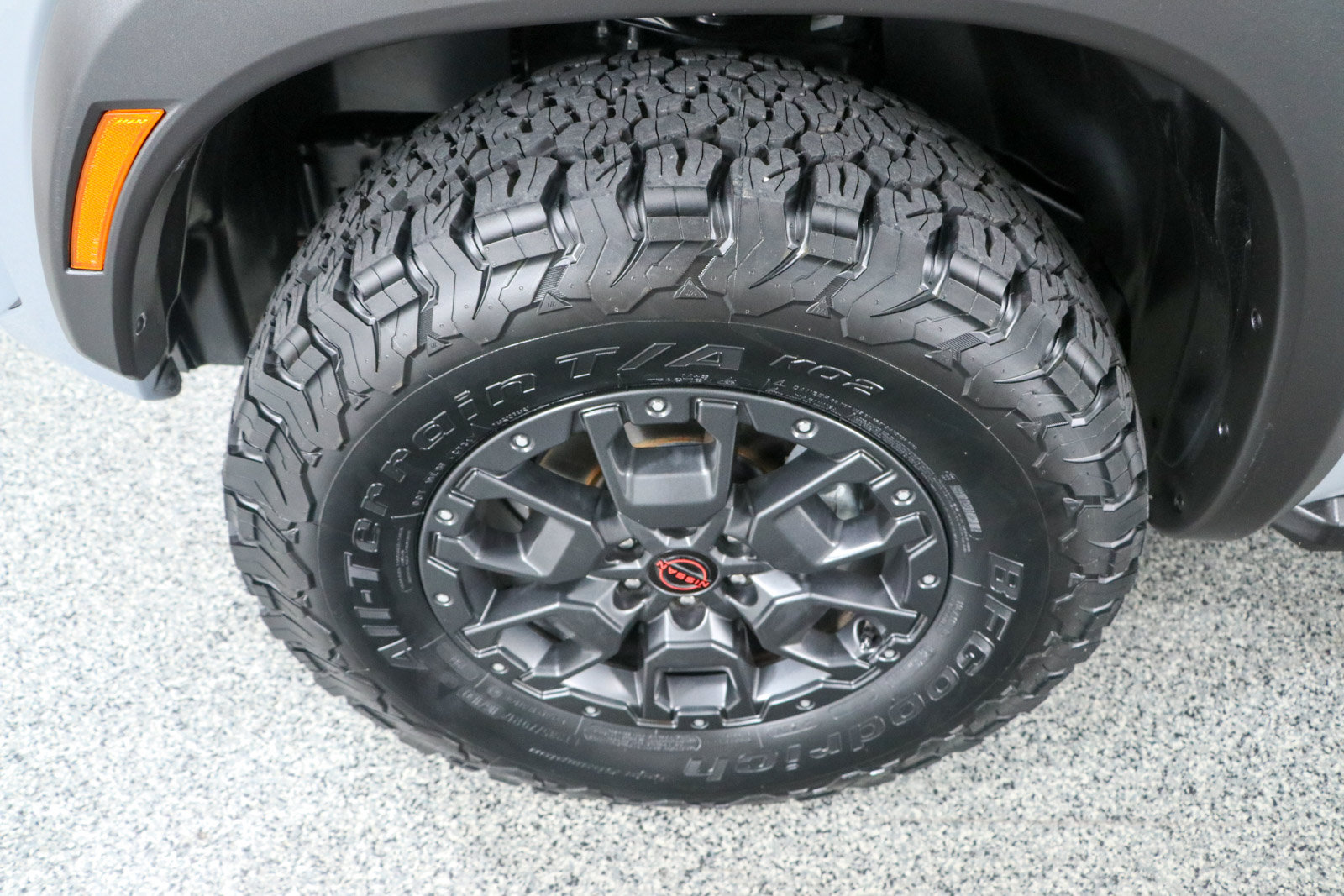 Used 2023 Nissan Frontier PRO-4X w/ Pro-4X Premium Package AWD/4WD image 11