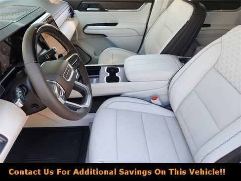 New 2026 GMC Acadia Denali image 9