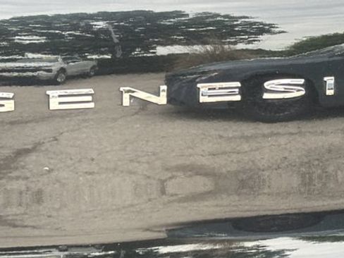 Used 2022 Genesis GV70 2.5T AWD/4WD image 27