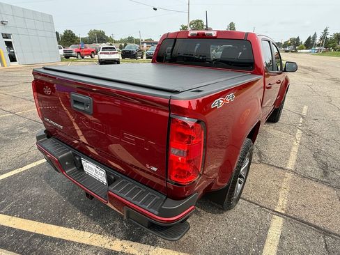 Used 2021 Chevrolet Colorado W/T w/ Custom Special Edition AWD/4WD image 6