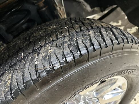 Used 2021 Ford F350 Platinum AWD/4WD image 12