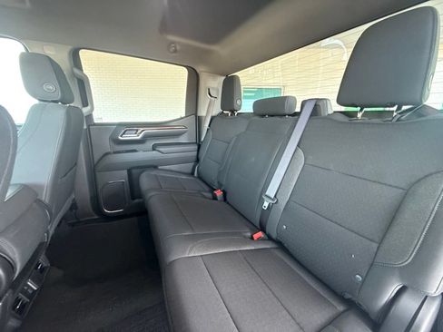 Used 2024 Chevrolet Silverado 1500 LT AWD/4WD image 44
