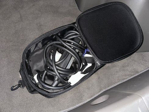 Used 2015 Nissan Leaf SV FWD image 40