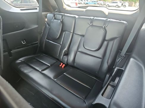 Used 2025 Ford Explorer ST AWD/4WD image 15
