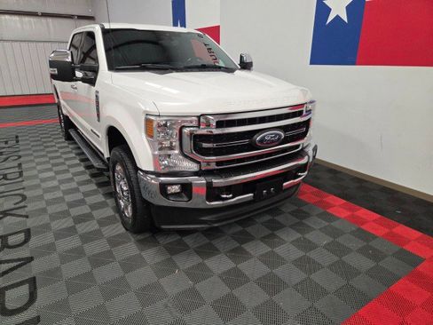 Used 2022 Ford F250 Lariat w/ Chrome Package image 15