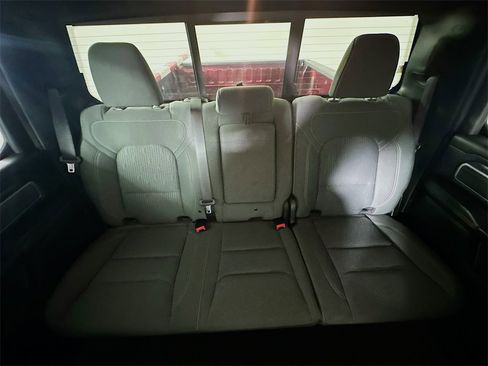 Used 2022 RAM 1500 Big Horn image 13