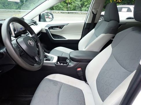 Certified 2023 Toyota RAV4 XLE w/ Convenience Package AWD/4WD image 10